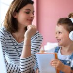 Expertii-Novakid-poti-fi-interactiv-dar-nu-si-pe-deplin-concentrat.-Afla-cum-sa-antrenezi-atentia-copilului-cand-studiaza.jpg